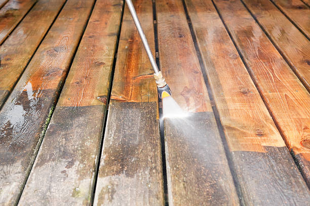 Best Pool Deck Cleaning  in Nedrow, NY